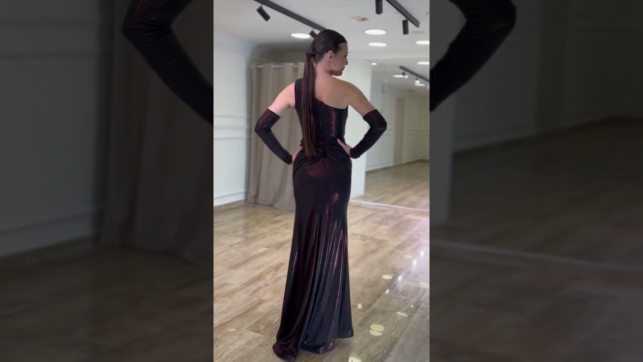 Duga svečana haljina Midnight Shimmer – Model na jedno rame sa rukavima | Top Style