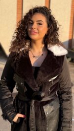 Jakna sa kragnom od belog nerca