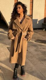 trenč Kaput od kasmira sa zlatnim dugmicima