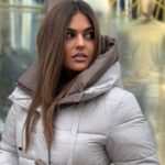 Duga ženska jakna bez krzna