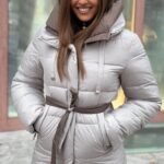 Duga ženska jakna bez krzna