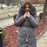 Jakna duga ženska sa kapuljačom i krznom - Slika 10