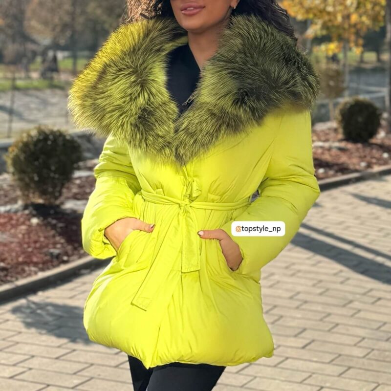 Jakna srednje dužine sa krznenom kragnom - Image 7
