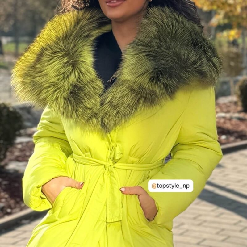 Jakna srednje dužine sa krznenom kragnom - Image 2