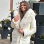 Beli Monton s Vunom i Prirodnim Krznom