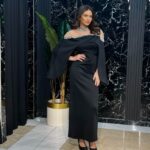 Midi crna haljina sa til rukavima