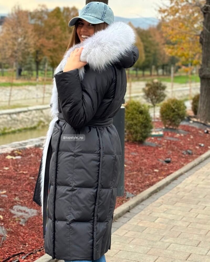 Parka crna sa belim krznom - Image 3