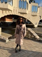 Duga dvobojna zimska jakna sa krznom