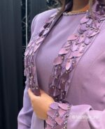 Elegantni trodelni komplet sa detaljima ručni rad