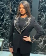 Elegantni trodelni komplet sa detaljima ručni rad