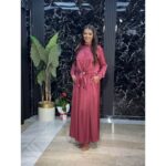 Satenski komplet suknja i košulja na vezivanje