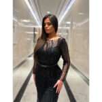 uska duga haljina dugih rukava ručni rad