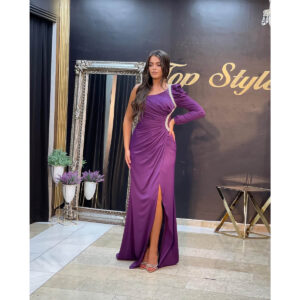 Elegantna duga haljina sa jednim rukavom