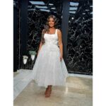 Bela midi haljina sa čipkom