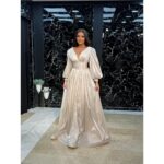 Duga haljina sa naglašenim strukom