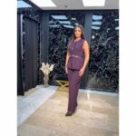 Elegantni komplet - strukirani prsluk i pantalone