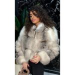 Kratka bunda od krzna polarne lisice