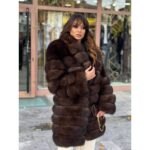Ekskluzivna bunda od prirodnog krzna lisice sa mogućnošću skraćivanja dužine i rukava