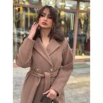 Kaput od vune sa kragnom od prirodnog krzna nerca