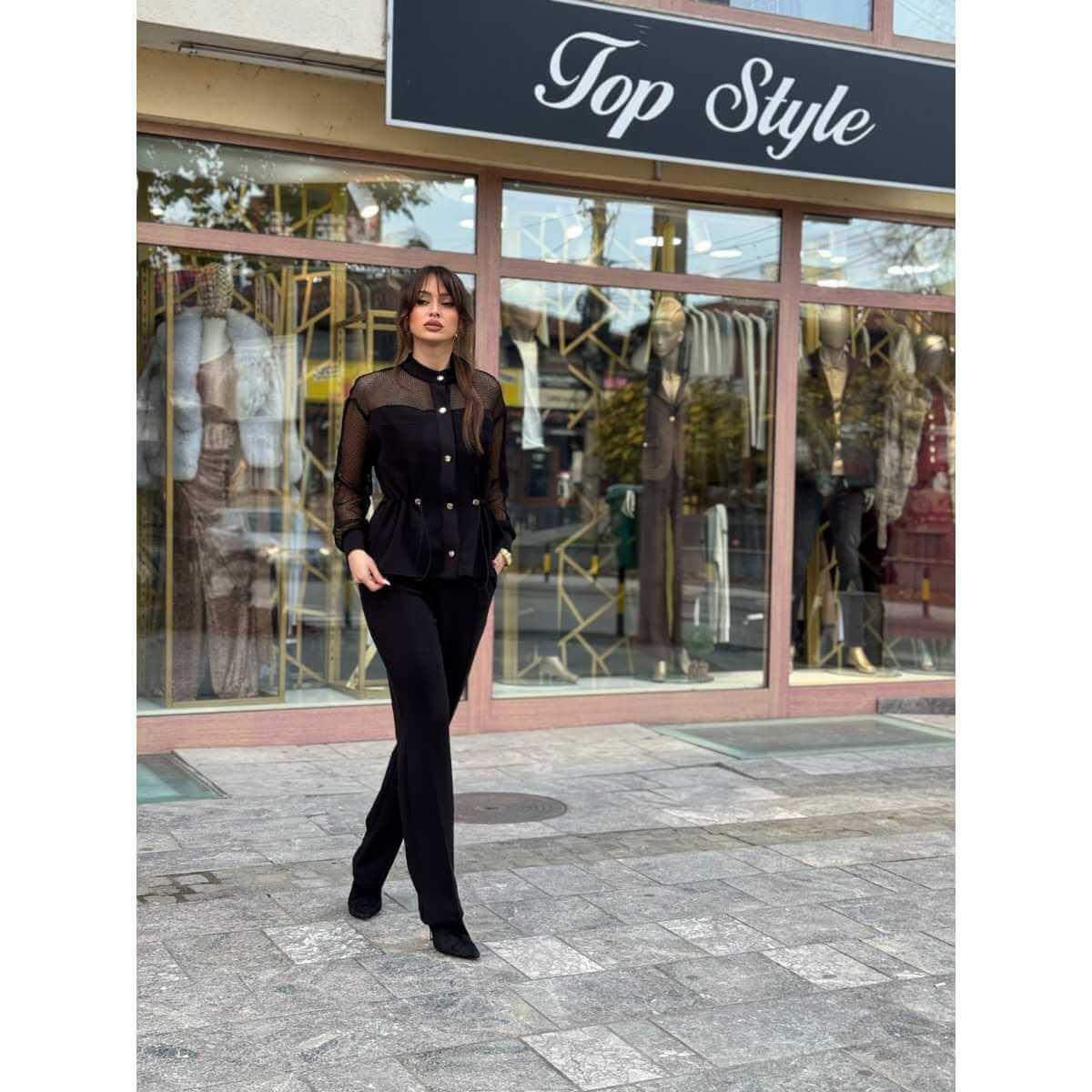 Elegantni set sa sheer detaljima