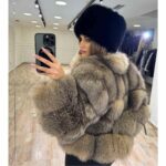 Kratka bundica od prirodnog krzna lisice – Fox Elegance