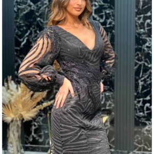 Duga elegantna haljina sa dubokim V izrezom