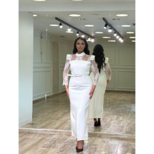 Elegantna midi haljina sa čipkastim rukavima