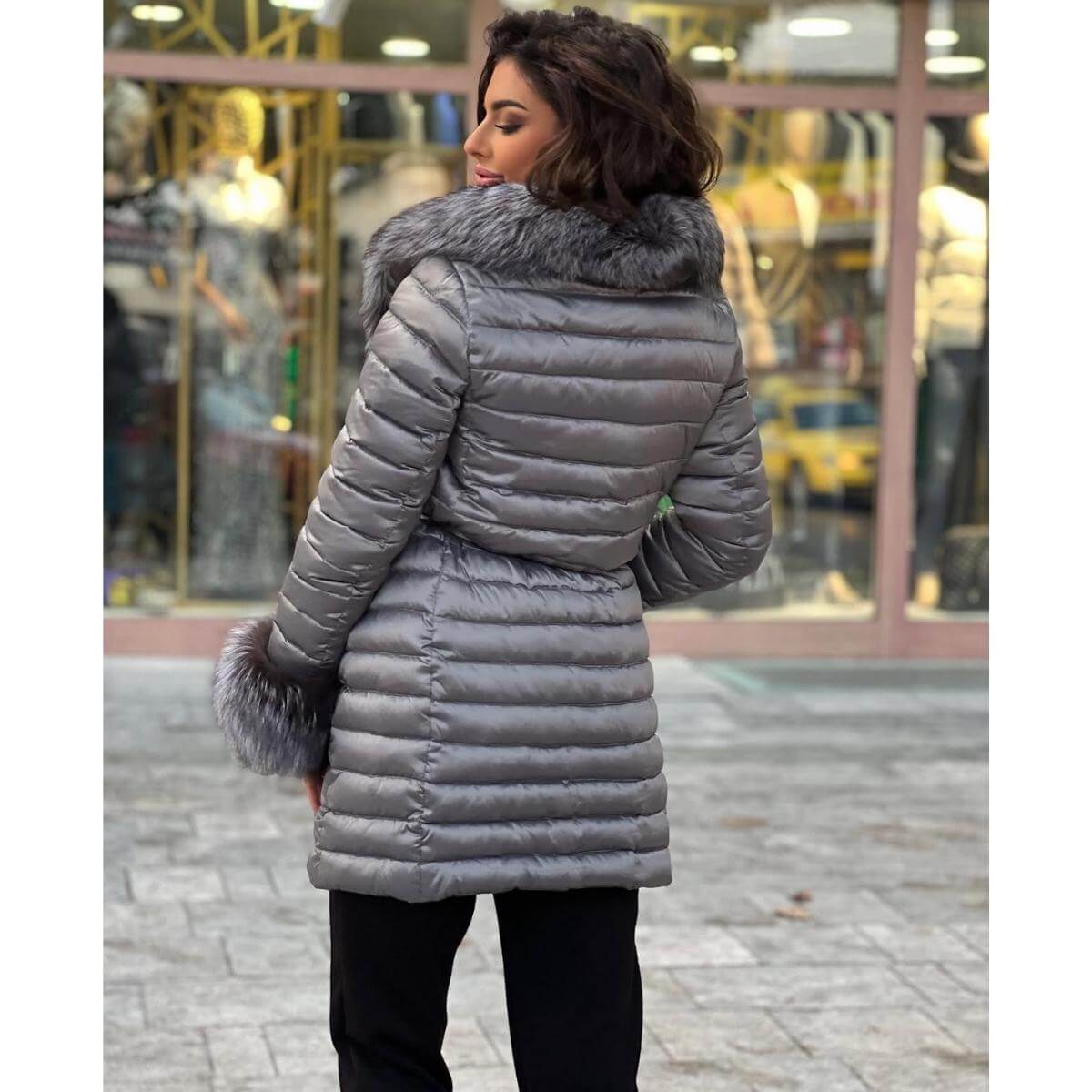 Zimska jakna srednje dužine sa luksuznim krznom – Elegant Chic