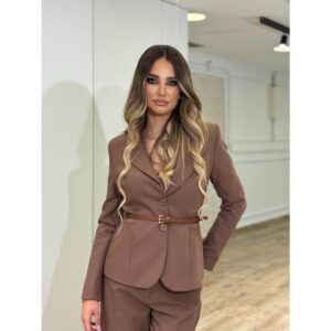 Elegance set sako sa oker kaišićem i pantalone