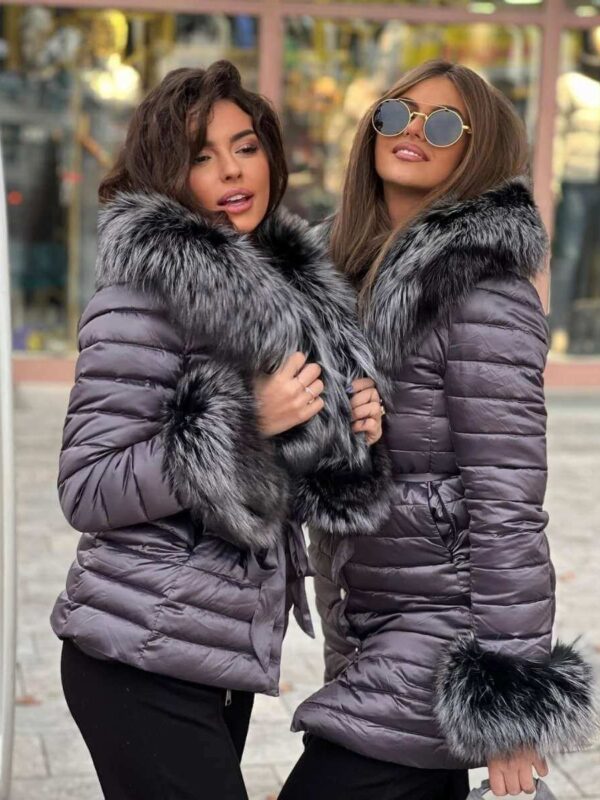 Kratka zimska jakna sa bogatim krznom – Silver Ember