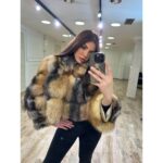 Luksuzna ženska bunda srednje dužine od prirodnog krzna – multikolor