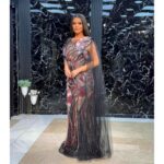 Luksuzna svečana haljina sa ručnim vezom i til ogrtačem – Couture Elegance