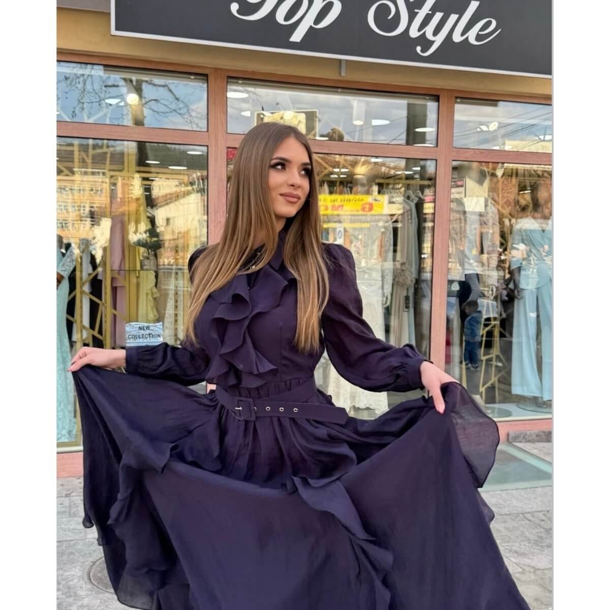 Ljubičasta maksi haljina sa riševima i dugim rukavima