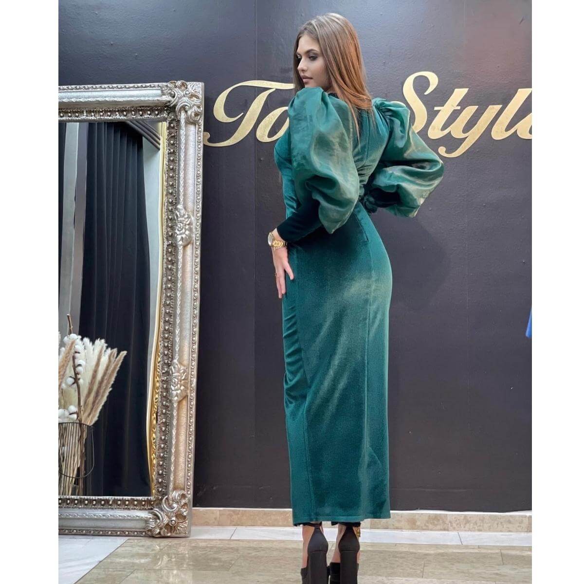 Maslinasto zelena uska haljina sa puf rukavima od pliša