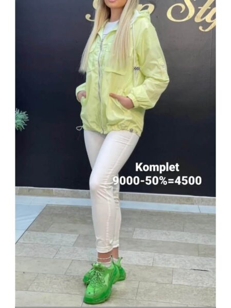 Dvodelni komplet šuškava jakna i pantalone