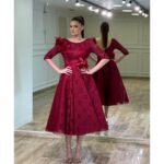 Elegantna čipkasta midi haljina A kroja – bordo