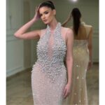 Glamurozna Pearl Radiance haljina – Ručni rad sa biserima i kristalima