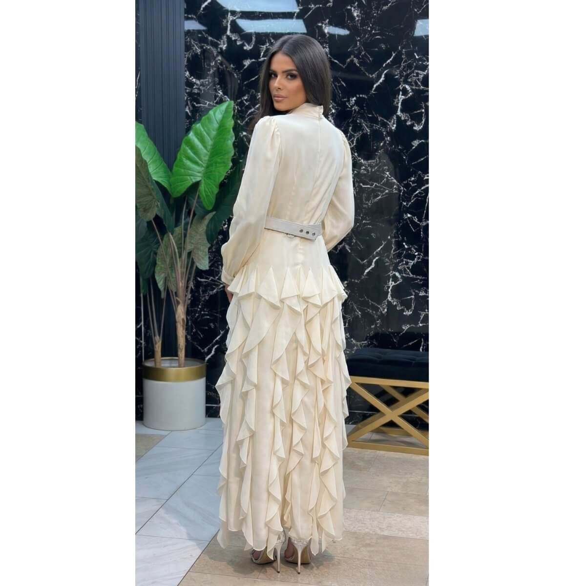 Elegantna Pastelno Žuta Maksi Haljina sa Karnerima i Mašnom - Slika 2