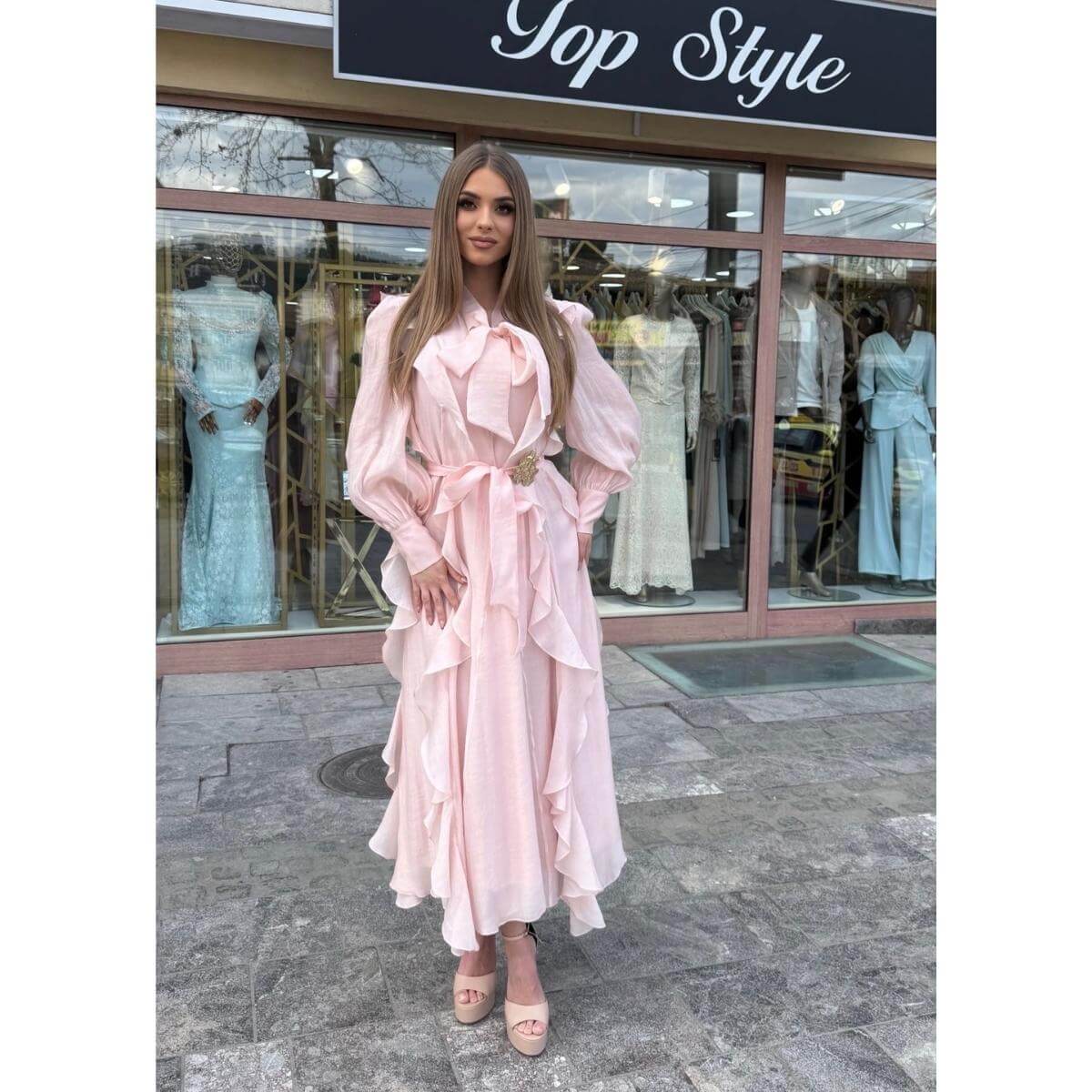 Maksi haljina sa riševima i dugim rukavima