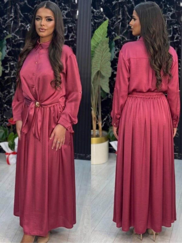 Elegantni Satin Set u Boji Trula Višnja – Košulja na Vezivanje i duga Suknja