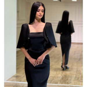 Elegantna midi satenska haljina sa pelerina rukavima