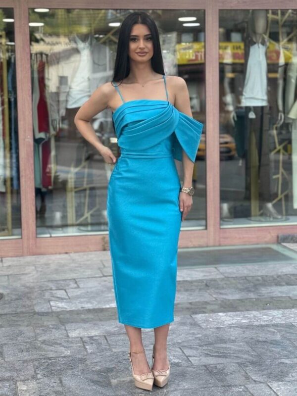 Elegantna Midi Haljina sa Asimetričnim Korsetom – Tirkiz Plava