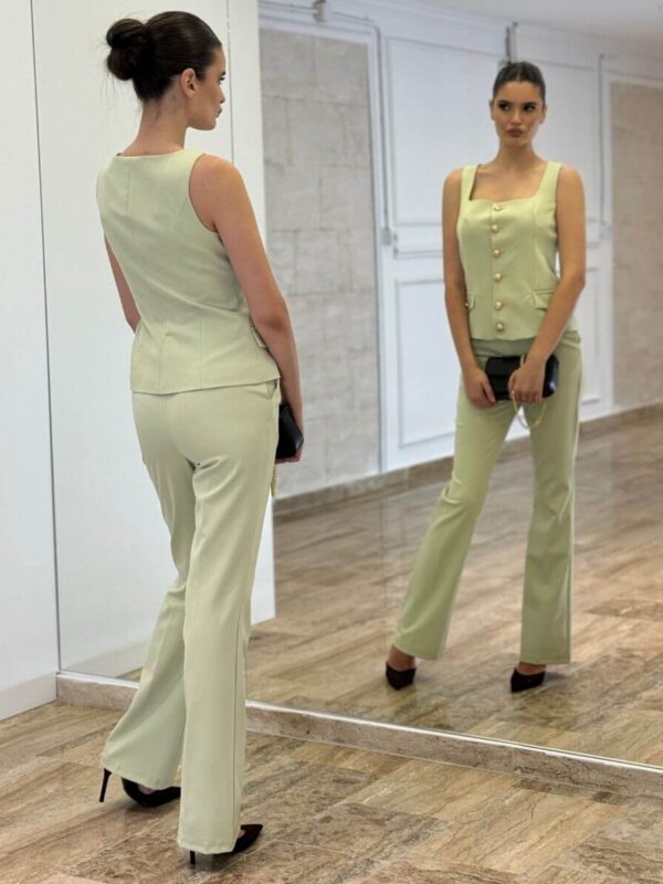 Elegantni komplet – Prsluk i zvonaste pantalone