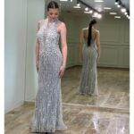 Glamurozna Pearl Radiance haljina – Ručni rad sa biserima i kristalima