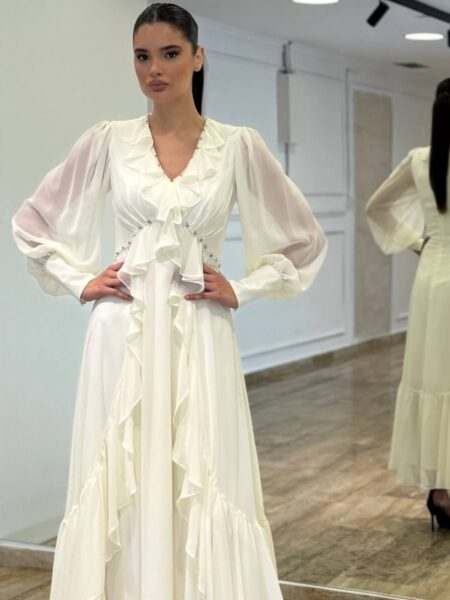 Elegantna Bela Maksi Haljina sa Karnerima i Rukavima