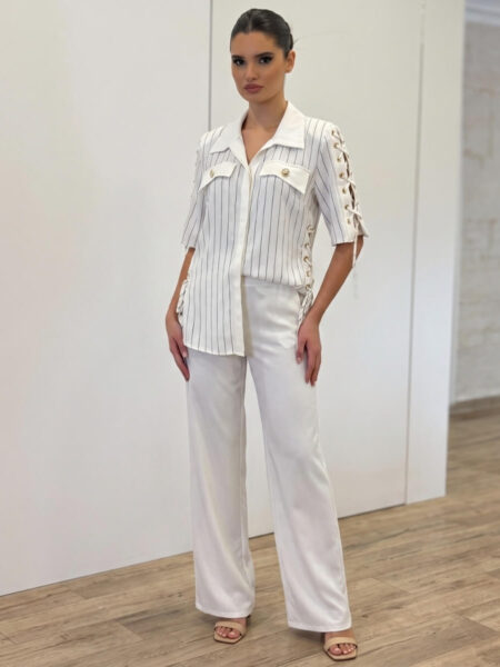 Beli casual komplet – bluza kratkih rukava sa linijama i široke pantalone