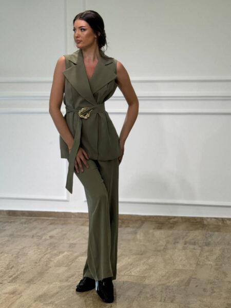 Elegantni komplet - prsluk sa pojasom i široke pantalone