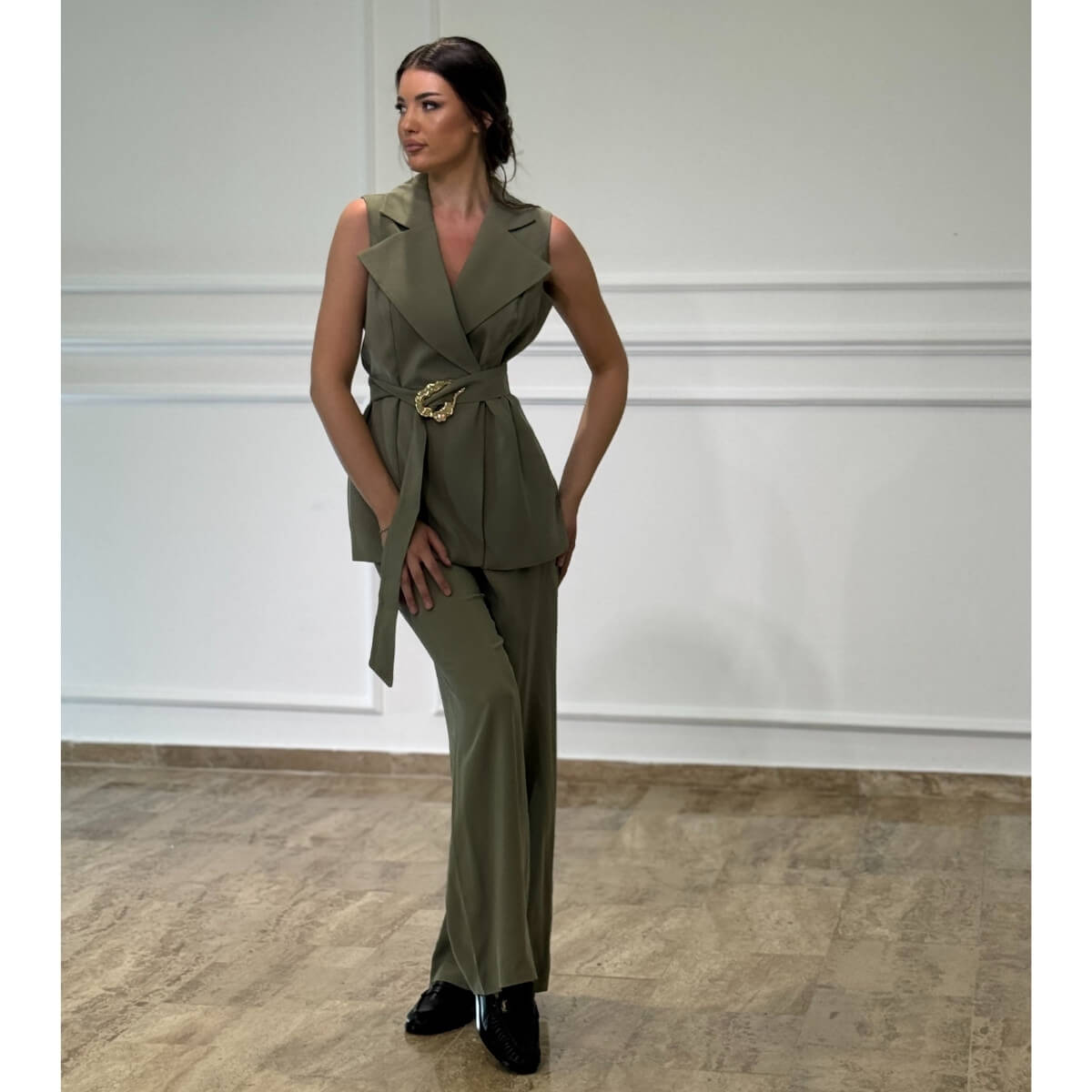 Elegantni komplet - prsluk sa pojasom i široke pantalone (3) Elegantni komplet - prsluk sa pojasom i široke pantalone