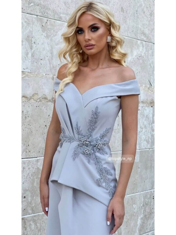 Duga siva bardot haljina sa cvetnim ručnim radom