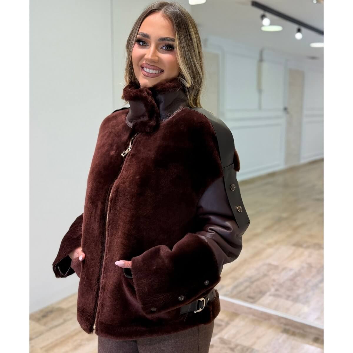 Ženski monton od merino vune i jagnjeće kože Dark Burgundy
